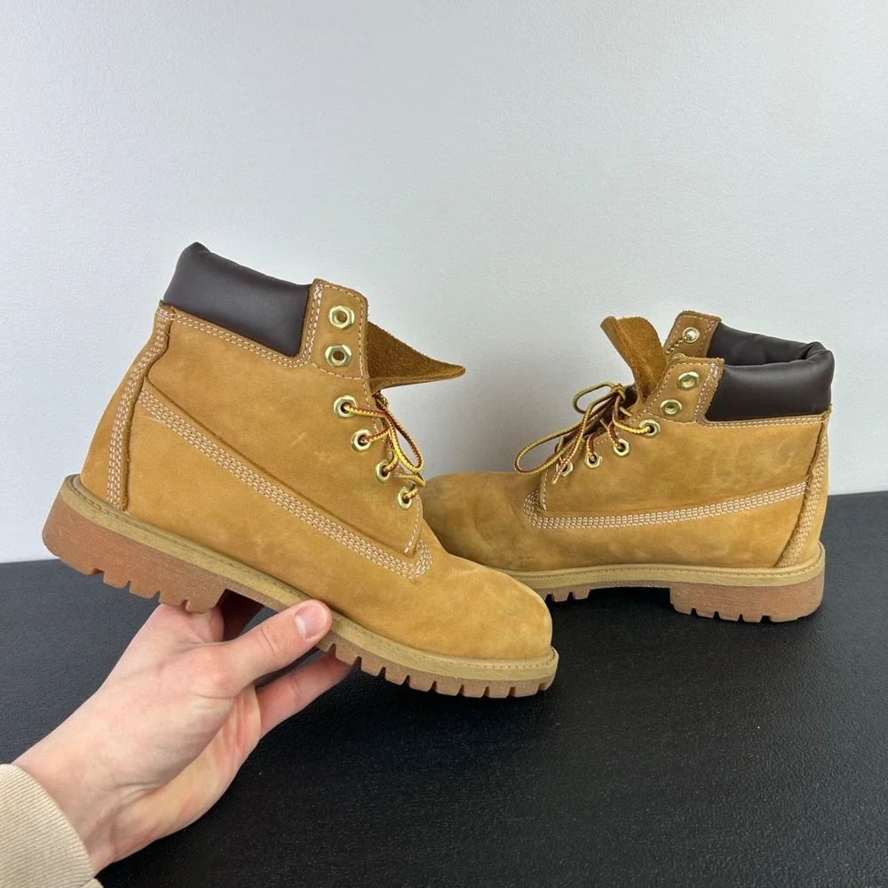 Timberland Classic 6″ Waterproof‎ Boots Men's 5M Wheat Nubuck Primaloft Excel